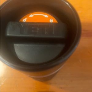 Yeti cold hot cup used 1 time